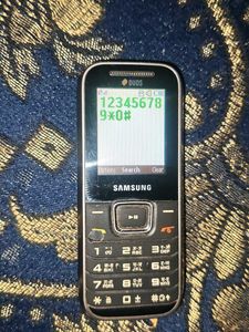 Samsung GT-E1232B