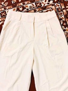 Korean wide flared pant (white)