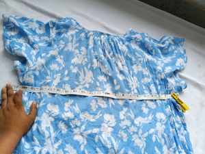 Blue Floral Print Top