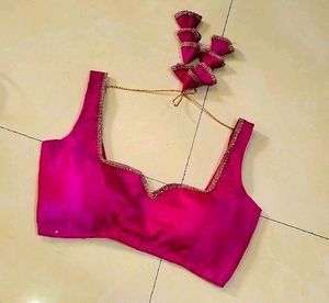 Silk Padded Back Hook Blouse