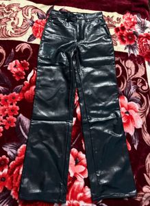 H&amp;M coated Faux Leather trousers