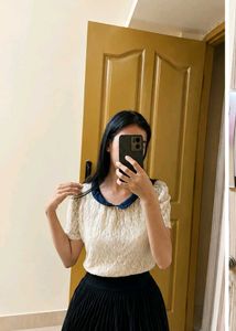 Chic Lace Top with Peter Pan Collar