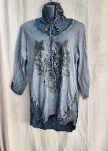 81810. Blue Sequined Tunic Top