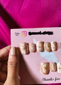 Press-On Nail Set