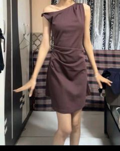 Chic One-Shoulder Ruched Dress