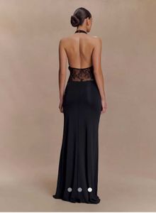 savana Elegant Black Halter Lace Dress