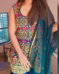 Sarara Set With Dupatta
