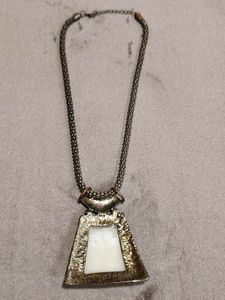 Unique White Stone Pendant Necklace