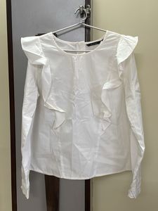 Chic White Ruffled Long Sleeve Top