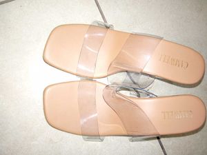 heel sandal
