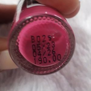 Myglamm Lit Nail Enamel Bold DIGGER