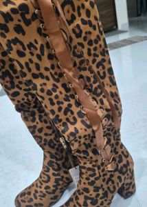 Leopard Print Knee-High Boots size 38