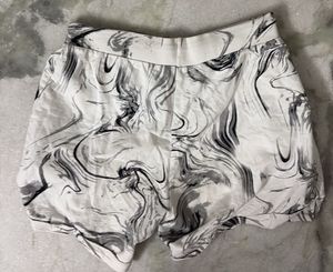 Unique Swirl Print High-Waisted Shorts