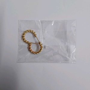 Twisted Gold Hoop Earrings