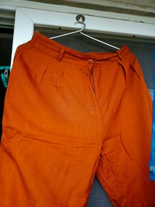 Straight Pant In Rust Colour