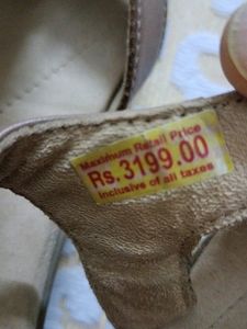 Ladies Comfortable Sandals