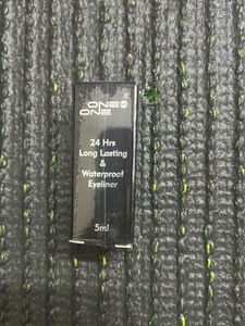 OneOn 24 Hr Waterproof Eyeliner
