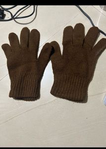 set of 2 winter caps &amp; gloves