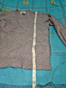 Cozy V-Neck Pullover Sweater