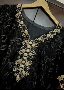 Black Golden Work Suit Salwar With Dupatta 42 Bust