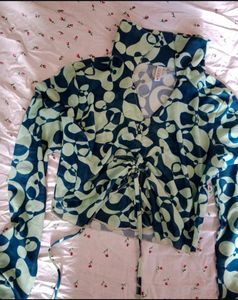 SALE!!! Y2K CROP TOP