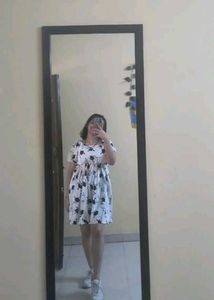 Chic White Floral Dress