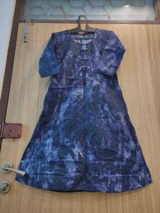 Stylish Blue Tie-Dye Ethnic Gown