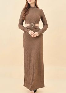 Chic Cut-Out Maxi Dress