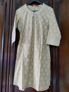 Rangmanch - Medium Size Kurti