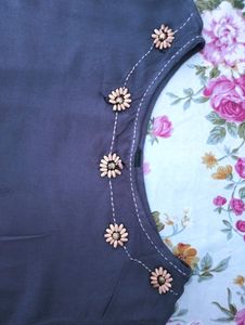 Women A-line Grey Kurti