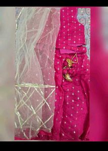 Lahenga Choli