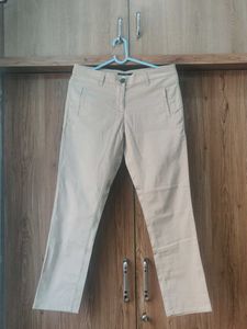 Arrow New York Trousers in Size 30