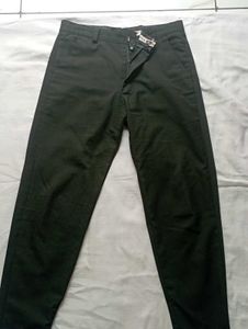 Men's women's both Black Classic Fit Pants