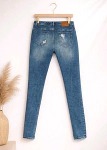 💎 ORIGNAL ZARA - Distressed Slim-Fit Jeans