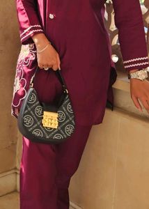Elegant Magenta Kurta Set with Embroidery