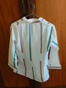 Women’s Abstract Striped Shirt