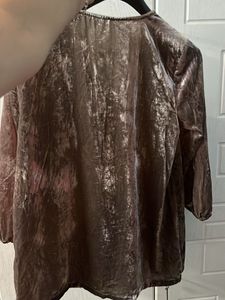 🤎Elegant Velvet Top