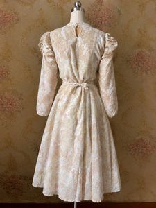 Vintage Floral Puff Sleeve Dress
