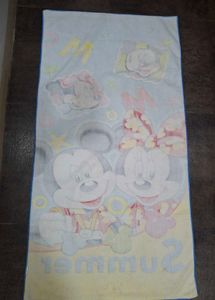 2 kids print towels
