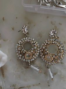 Stunning Round Earrings with Crystals