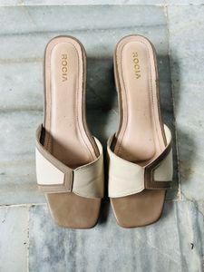 Stylish RocIA Block Heel Sandals