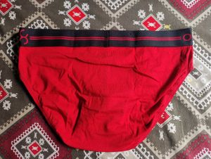 (Pack of 2 Unused)One8 Briefs