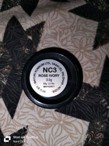 Insight Lip Liner + Swiss Beauty Concealer