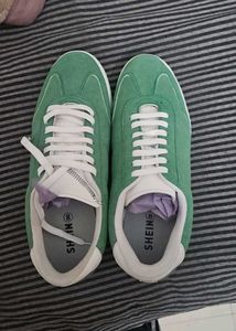 Green Sneakers Unisex shein