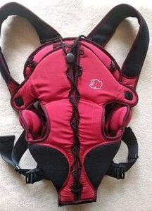 Bebe confront baby carrier