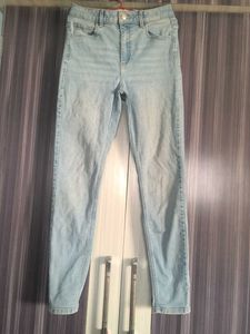 Light Wash Denim Jeans