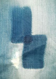 💎 MANGO Light-Wash Distressed Denim Jeans