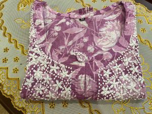 Beautiful Floral Embroidered Kurta