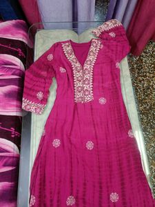 Beautiful Embroidered Kurta Set