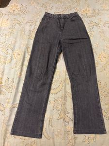 Classic High-Waisted Denim Jeans